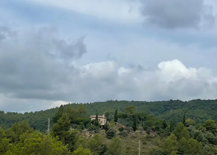 Masia Catalana Solsenyor By El Secret De La Conca